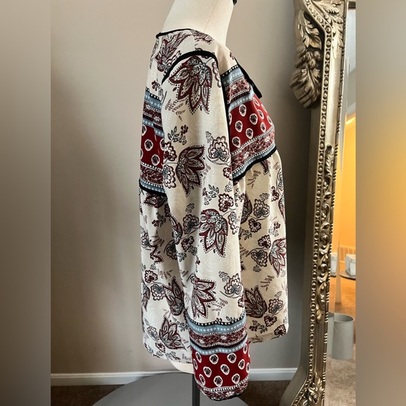 Printed Tie Neck Blouse - Picture 4 of 7